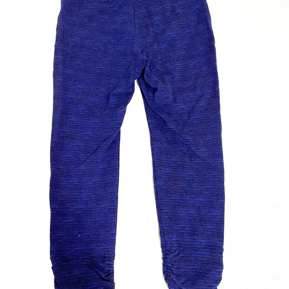 Spalding Cropped Leggings S | Blue & Black | Ruched Ankle Fit - Picture 3 of 6